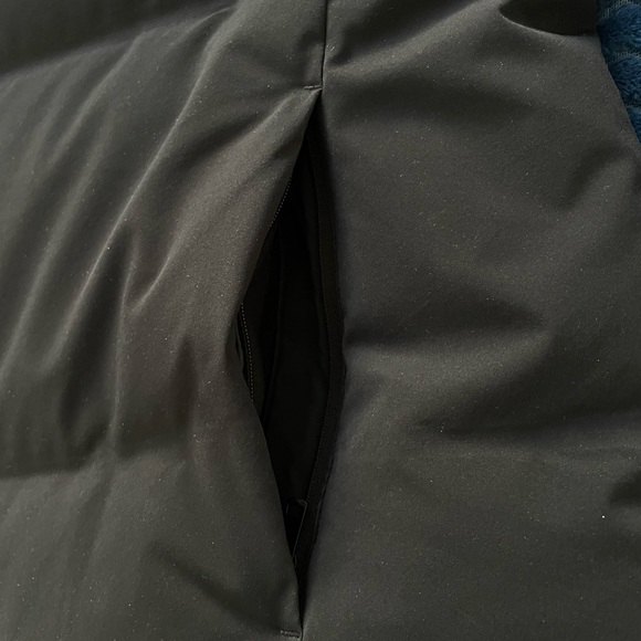 (-20/-30C) winter puffy jacket Uniqlo - Picture 5 of 9